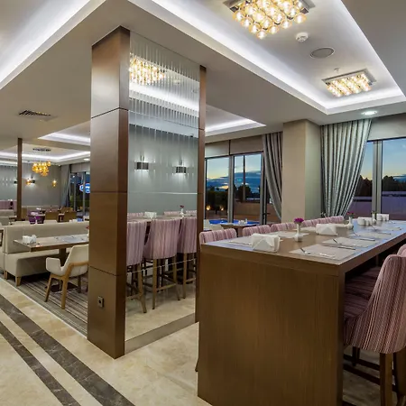 Hotel Hampton By Hilton Canakkale