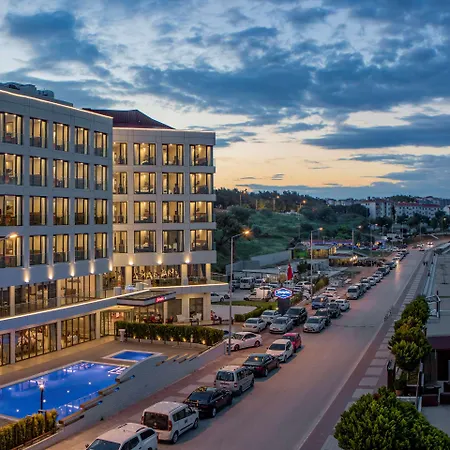 Hotel Hampton By Hilton Canakkale 3*