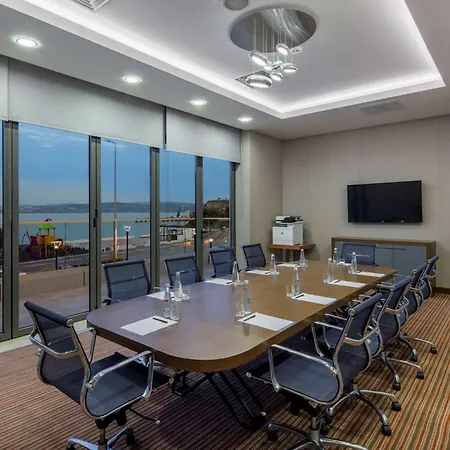 Hampton By Hilton Canakkale Hotel 3*