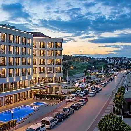 Hampton By Hilton Canakkale